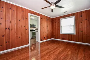 704 6th St, Kemah, TX 77565 - Photo 7