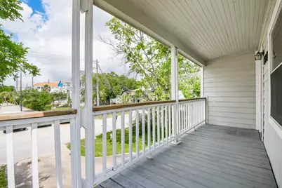 704 6th Street, Kemah, TX 77565 - Photo 3