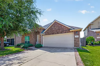 15307 Skyhill Drive, Cypress, TX 77433 - Photo 5