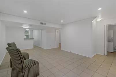 2727 Briarhurst Drive #2, Houston, TX 77057 - Photo 5