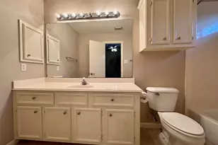 4006 Hunnington Dr, Conroe, TX 77303 - Photo 25