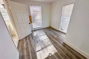 2555 Pierce St, Beaumont, TX 77703 - Photo 3