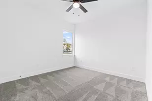 8403 Sunnyhill St, Houston, TX 77088 - Photo 7