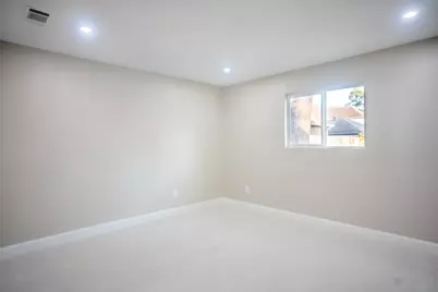 5119 Green Springs Drive, Houston, TX 77066 - Photo 27