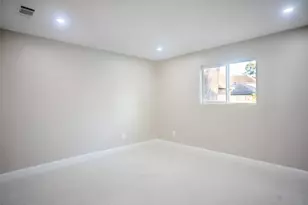 5119 Green Springs Dr, Houston, TX 77066 - Photo 27