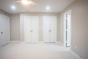 5119 Green Springs Dr, Houston, TX 77066 - Photo 19