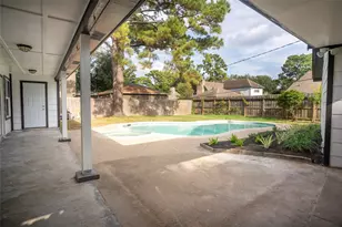 5119 Green Springs Dr, Houston, TX 77066 - Photo 45