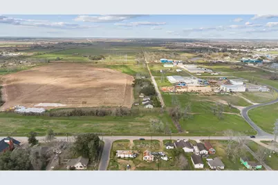 929 W Spanish Camp Road, Wharton, TX 77488 - Photo 11