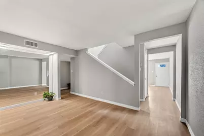 781 Country Place Drive #2054, Houston, TX 77079 - Photo 11