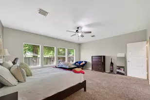 915 Highland Woods Dr, Highlands, TX 77562 - Photo 23