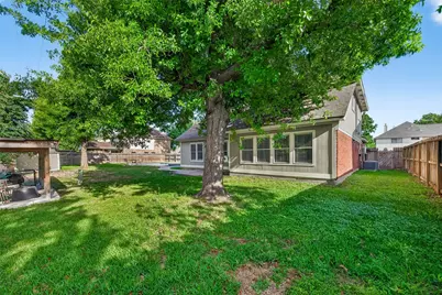 915 Highland Woods Drive, Highlands, TX 77562 - Photo 49