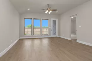 19215 Satsuma Rdg Dr, Manvel, TX 77578 - Photo 5