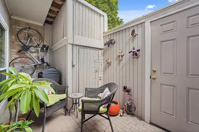2236 S Piney Point Road #101, Houston, TX 77063 - Photo 19