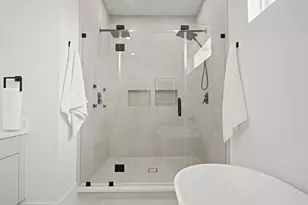 329 N Nagle St, Houston, TX 77003 - Photo 31