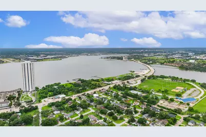 4303 Long Grove Drive, Seabrook, TX 77586 - Photo 39