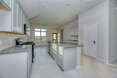 21111 Sunlight Grove Drive, Rosharon, TX 77583 - Photo 5