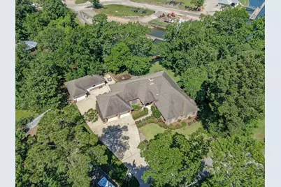 13777 Parkway Manor Drive, Willis, TX 77318 - Photo 45
