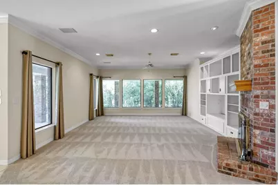 13777 Parkway Manor Drive, Willis, TX 77318 - Photo 9
