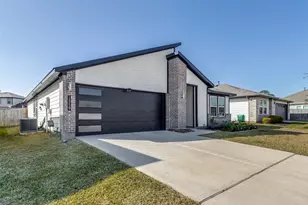 14219 Black Cyn Ln, Conroe, TX 77384 - Photo 3