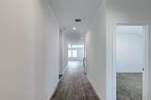 14219 Black Cyn Ln, Conroe, TX 77384 - Photo 5