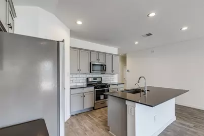 14219 Black Canyon Lane, Conroe, TX 77384 - Photo 9