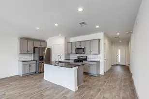 14219 Black Cyn Ln, Conroe, TX 77384 - Photo 7