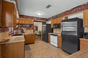 10593 Champion Village Dr, Conroe, TX 77303 - Photo 23