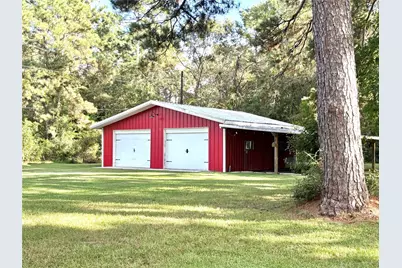 211 Garden West, Conroe, TX 77304 - Photo 9