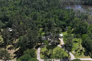 211 Garden W, Conroe, TX 77304 - Photo 33