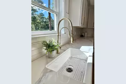 211 Garden West, Conroe, TX 77304 - Photo 17