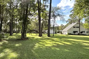 211 Garden W, Conroe, TX 77304 - Photo 7