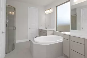 267 Mallards Rim Dr, Willis, TX 77318 - Photo 5