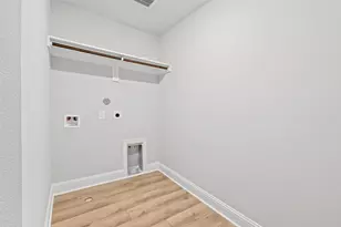 4414 W Bayou Maison Cir, Dickinson, TX 77539 - Photo 25