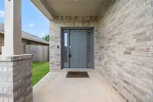 4414 W Bayou Maison Cir, Dickinson, TX 77539 - Photo 3