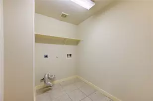 13547 Brook Hollow Dr, Sugar Land, TX 77498 - Photo 25