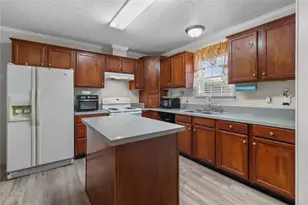 845 County Rd 281, Sargent, TX 77414 - Photo 13