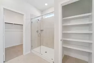 11424 Dark Amethyst Dr, Houston, TX 77048 - Photo 17