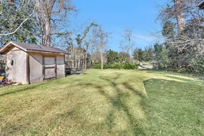417 E Park Street, Alvin, TX 77511 - Photo 21