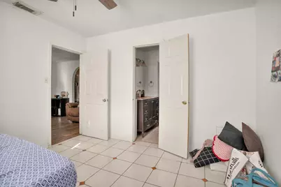 417 E Park Street, Alvin, TX 77511 - Photo 13