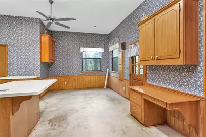 24614 Spruce, Huntsville, TX 77320 - Photo 17