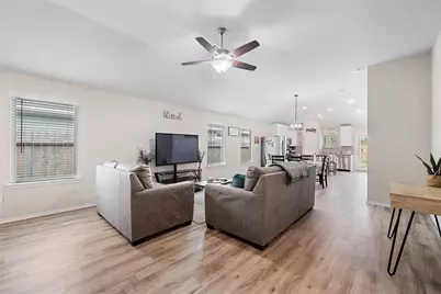 6930 Scarlet Sagebrush Street, Katy, TX 77449 - Photo 5