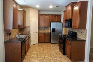 14435 Long Meadow Dr, Houston, TX 77047 - Photo 3