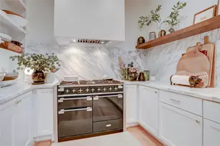 2703 Mid Ln, Houston, TX 77027 - Photo 3