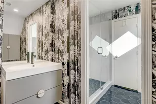 2703 Mid Ln, Houston, TX 77027 - Photo 15