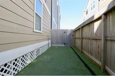 1227 W 19th Street #A, Houston, TX 77008 - Photo 25