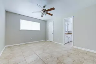 8914 Stonehearth Ln, Houston, TX 77040 - Photo 7