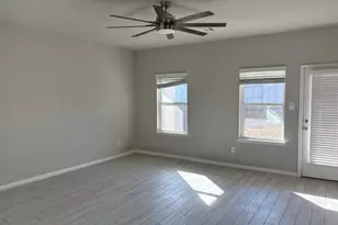 319 Hbr Frst Ln, Conroe, TX 77316 - Photo 5