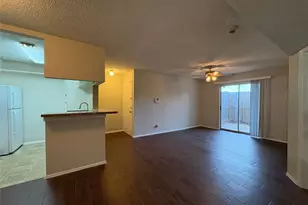 10555 Turtlewood Ct, Houston, TX 77072 - Photo 5