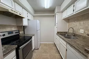 10555 Turtlewood Ct, Houston, TX 77072 - Photo 13