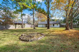 3426 E Meadow Ln, Dickinson, TX 77539 - Photo 35